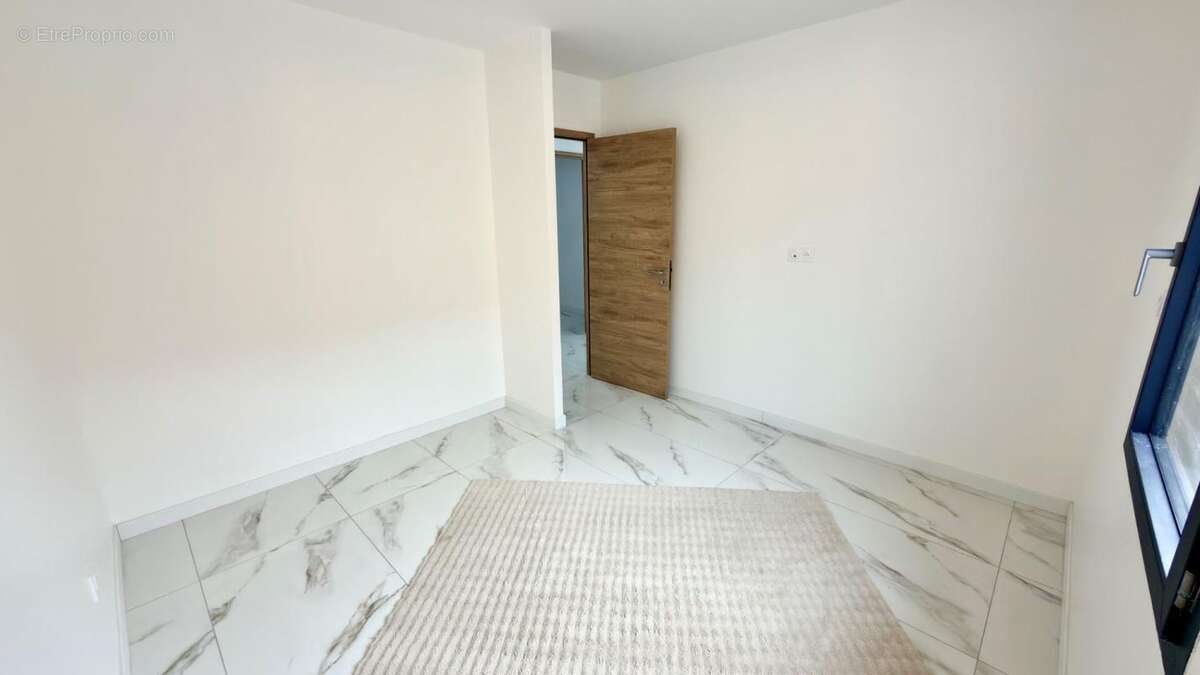 Maison contemporaine 4 pièces avec garage - photo 13