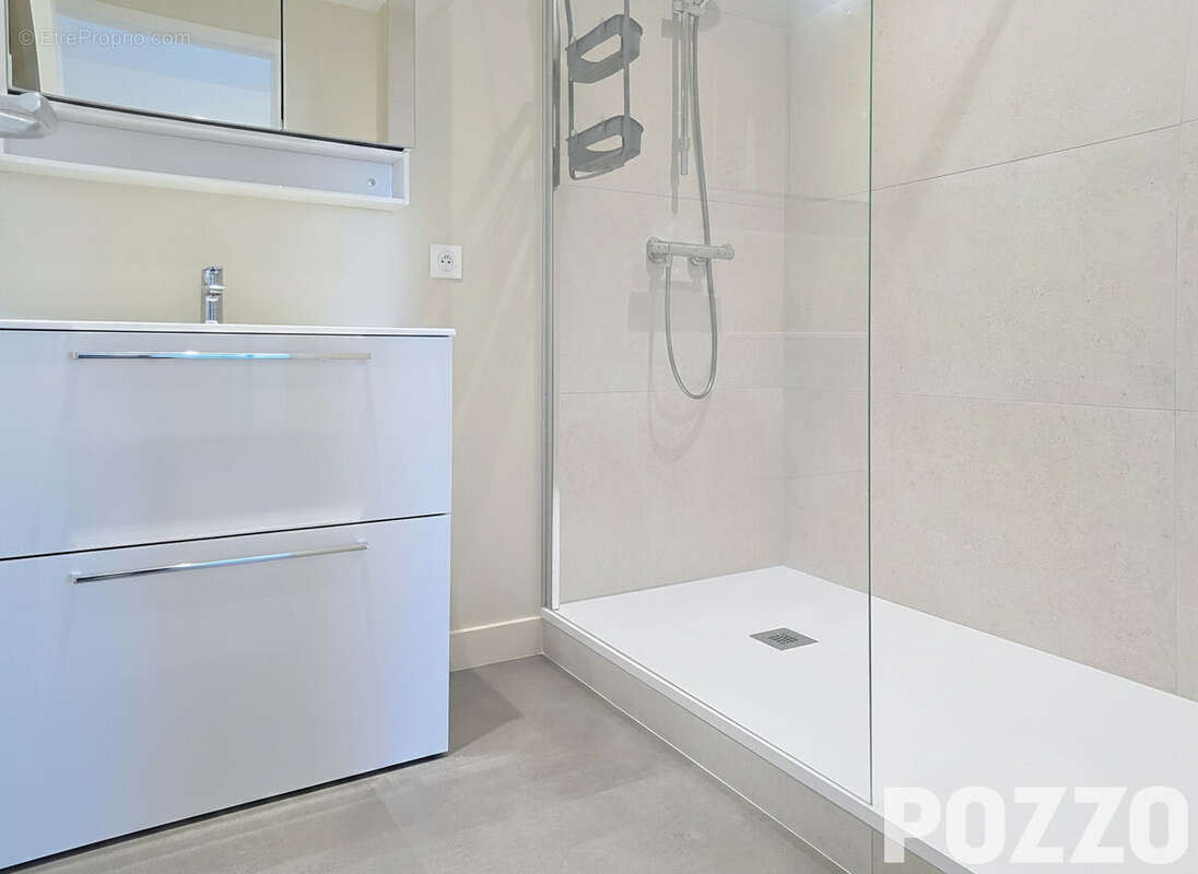 A Vendre - Granville - Appartement 4 pièces  76 m² - photo 5