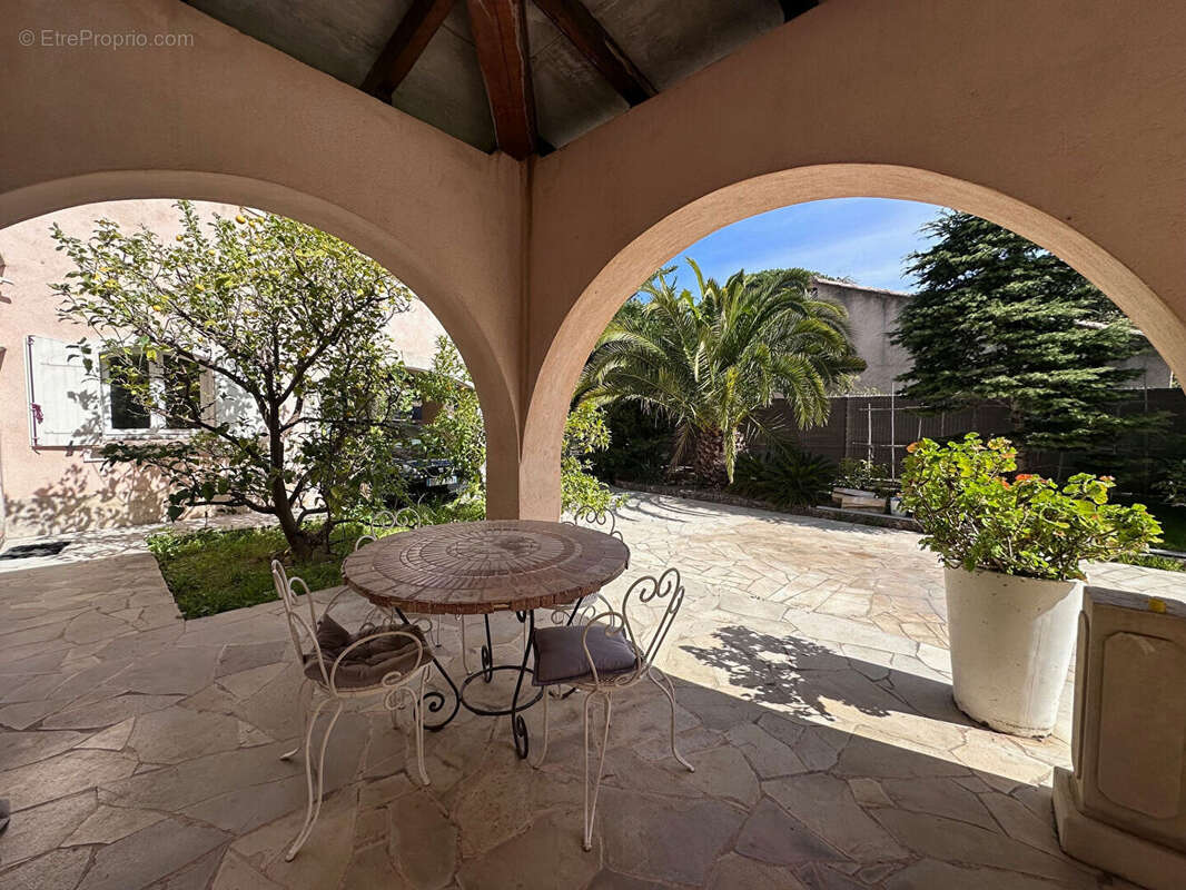 Maison à FREJUS