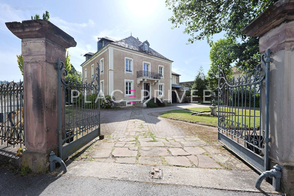 Maison à LE THILLOT