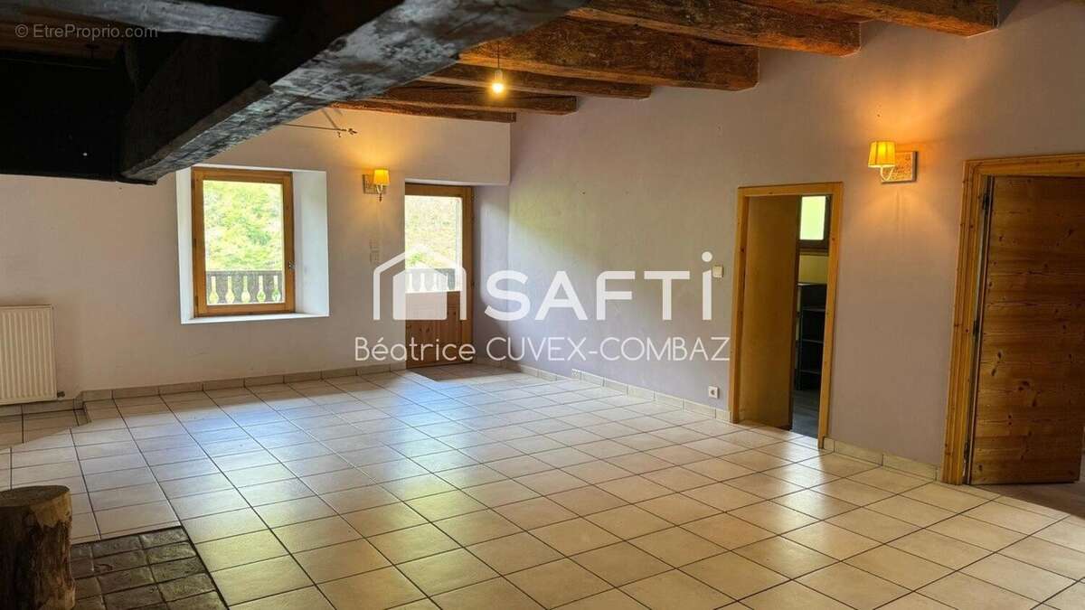 Photo 9 - Maison à QUEIGE