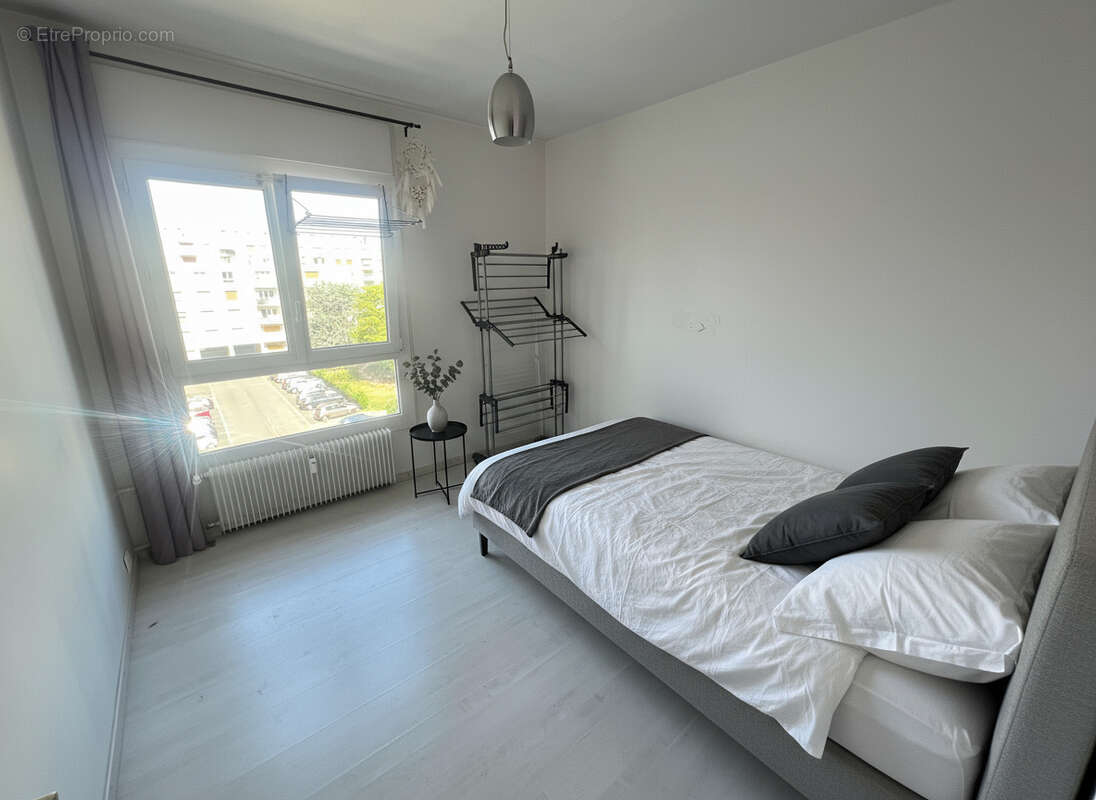 Appartement à HOUILLES