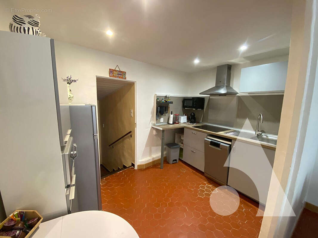 Appartement à REGUSSE