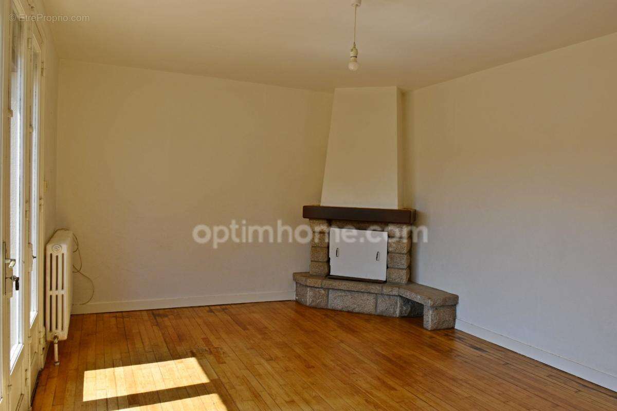 MISSIRIAC – Maison familiale 4 chambres, sous-sol complet et hangar - photo 4
