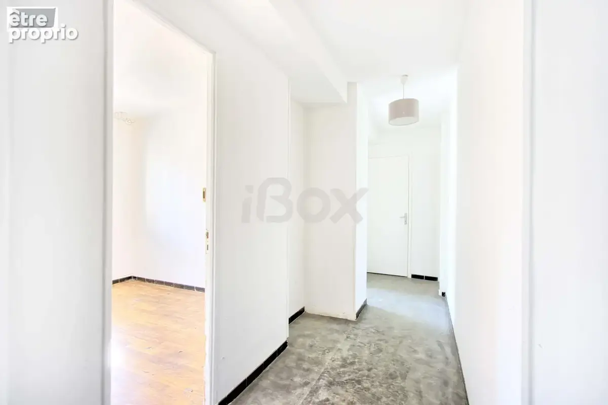 Toulon, Champs de Mars, 3 pièces 58 M2, balcon, cave. - photo 8