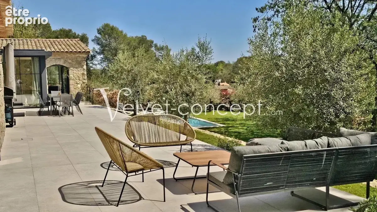 VALBONNE Village à pied - Magnifique Mas en pierre 290m² - photo 5