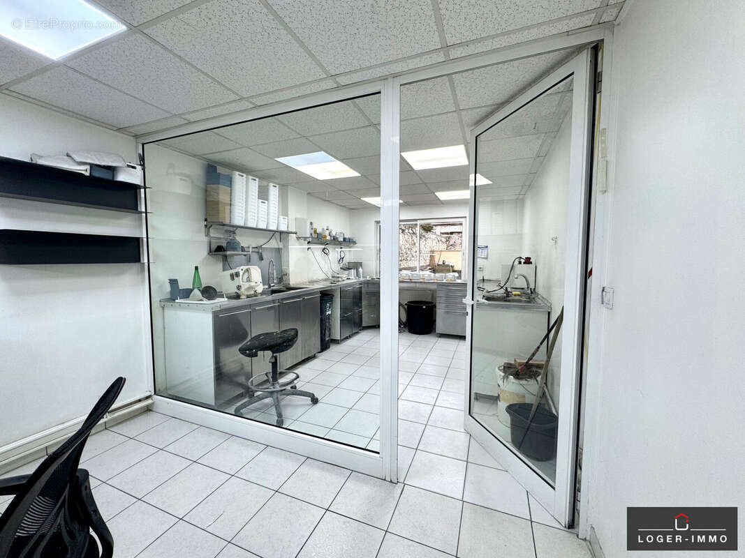 Commerce à LE PERREUX-SUR-MARNE