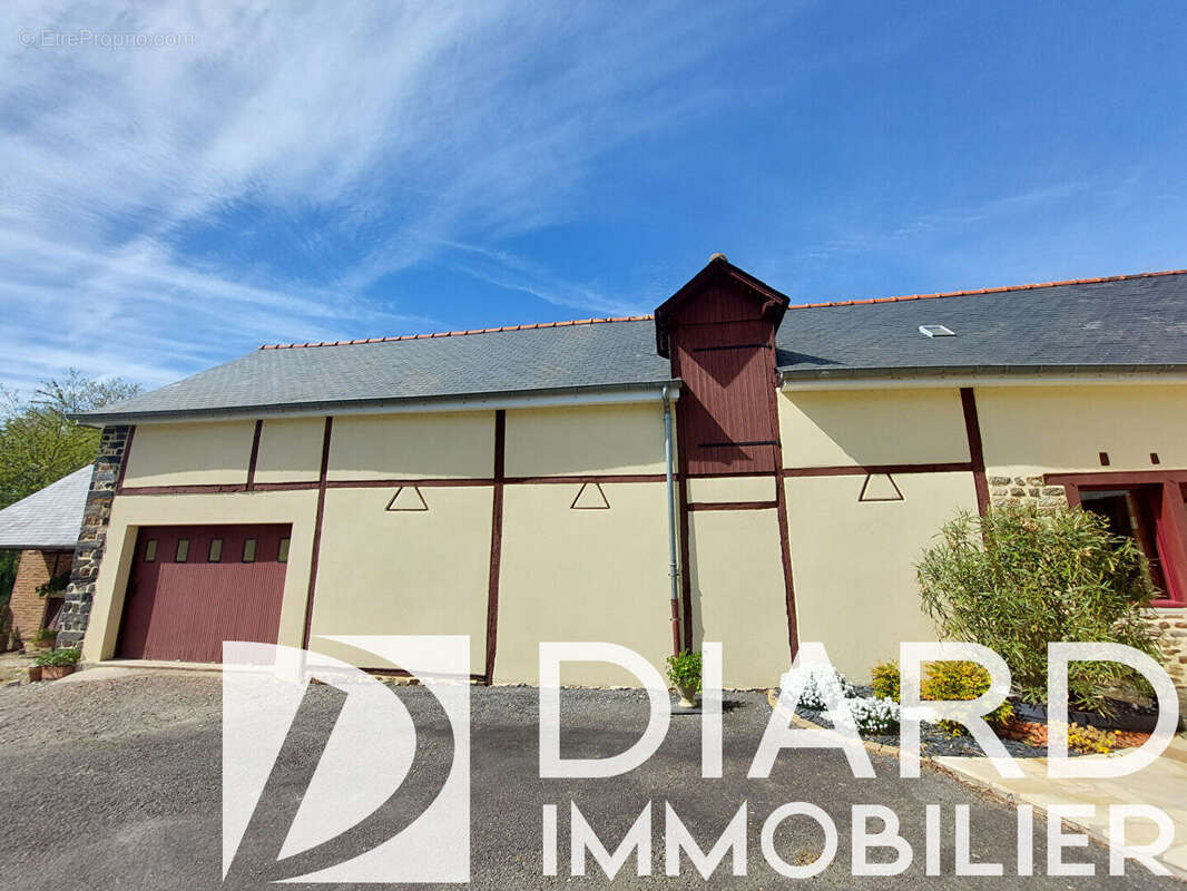 Propriété 201 m² , dépendances et plan d'eau - photo 9