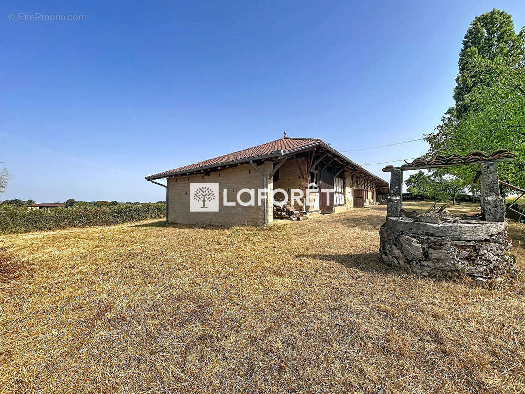 Maison Pirajoux 4 pièce(s) 112m2 - photo 7
