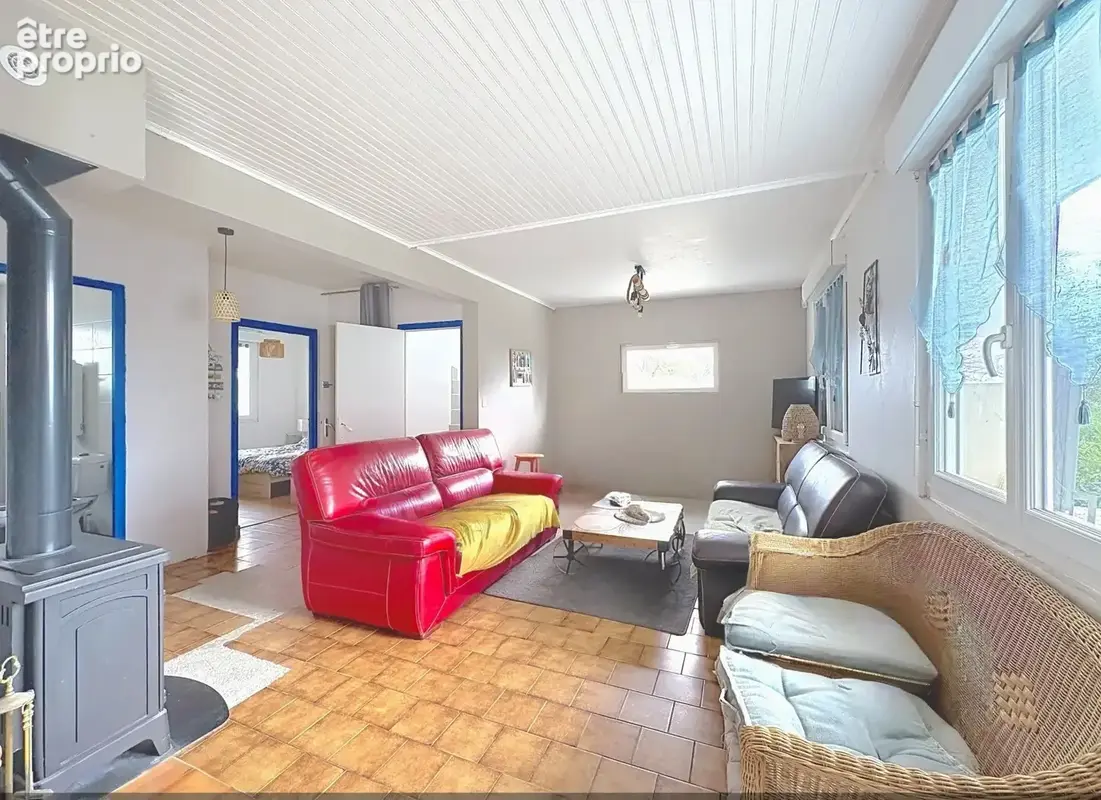 Ploerdut maison en rez de chaussée surélevé de  7 pièces de 137m² environ parcelle clôturée de 966m 2 - photo 2