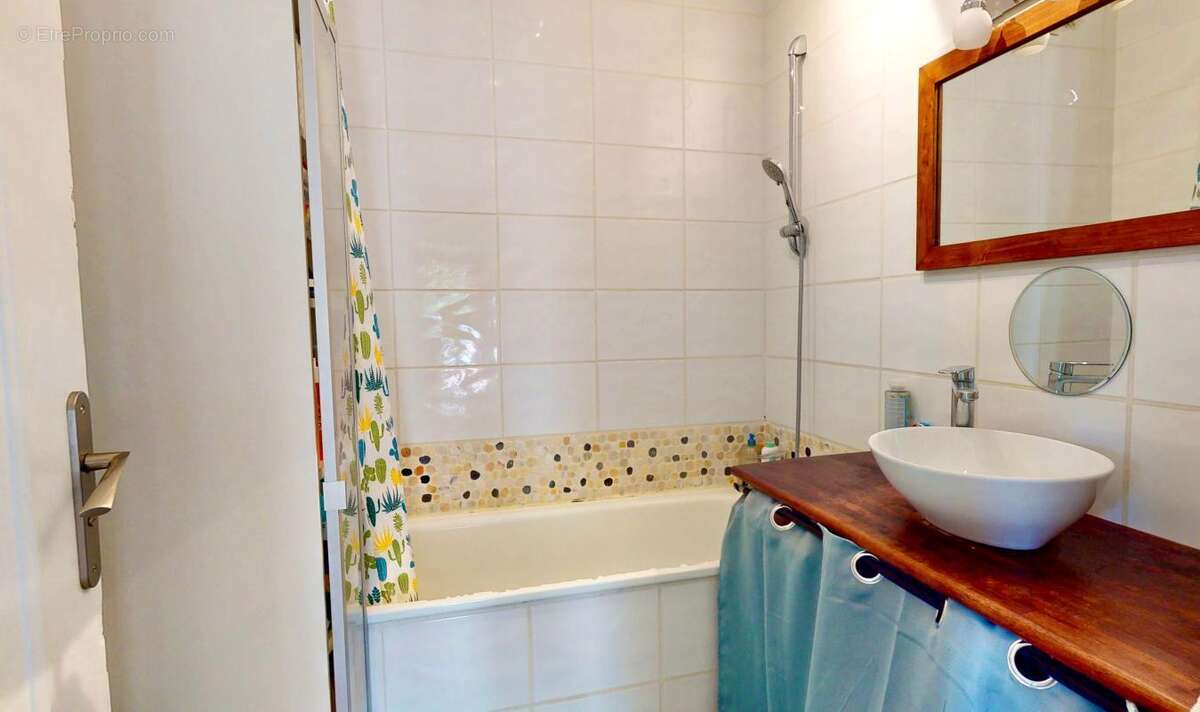 Appartement à LYON-5E