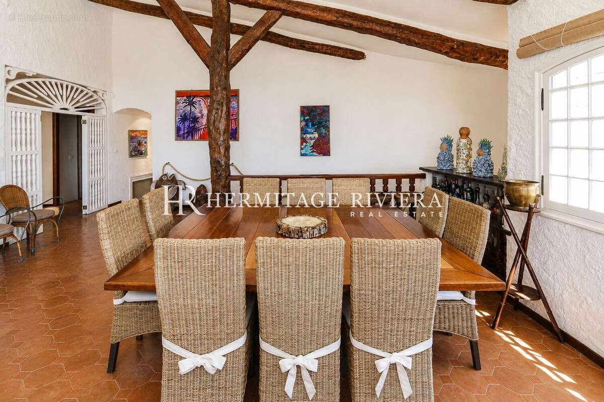 Maison 320 m² à Eze  - photo 17