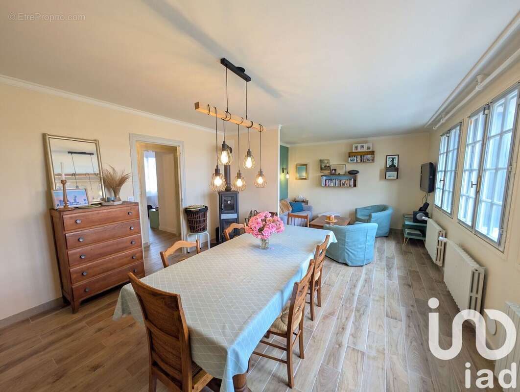 Photo 3 - Maison à CIVAUX