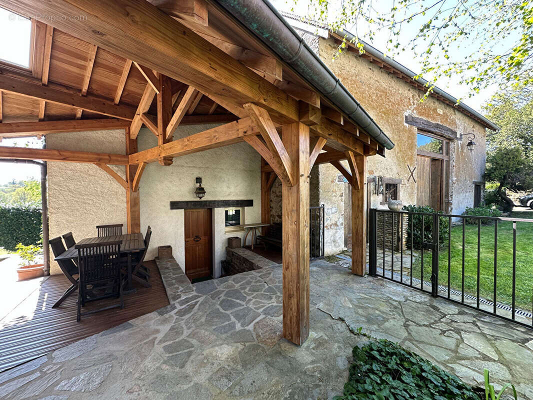 Maison à EGUZON-CHANTOME