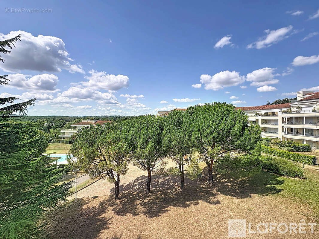 Charbonnière- Superbe appartement Toit Terrasse T5 - photo 11