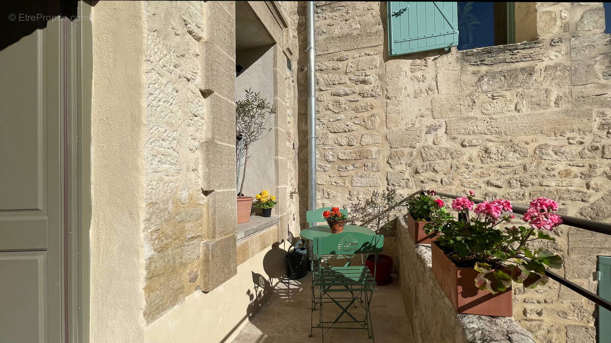 Appartement à UZES