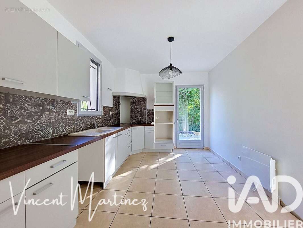 Maison 106 m² à Soubes  - photo 9