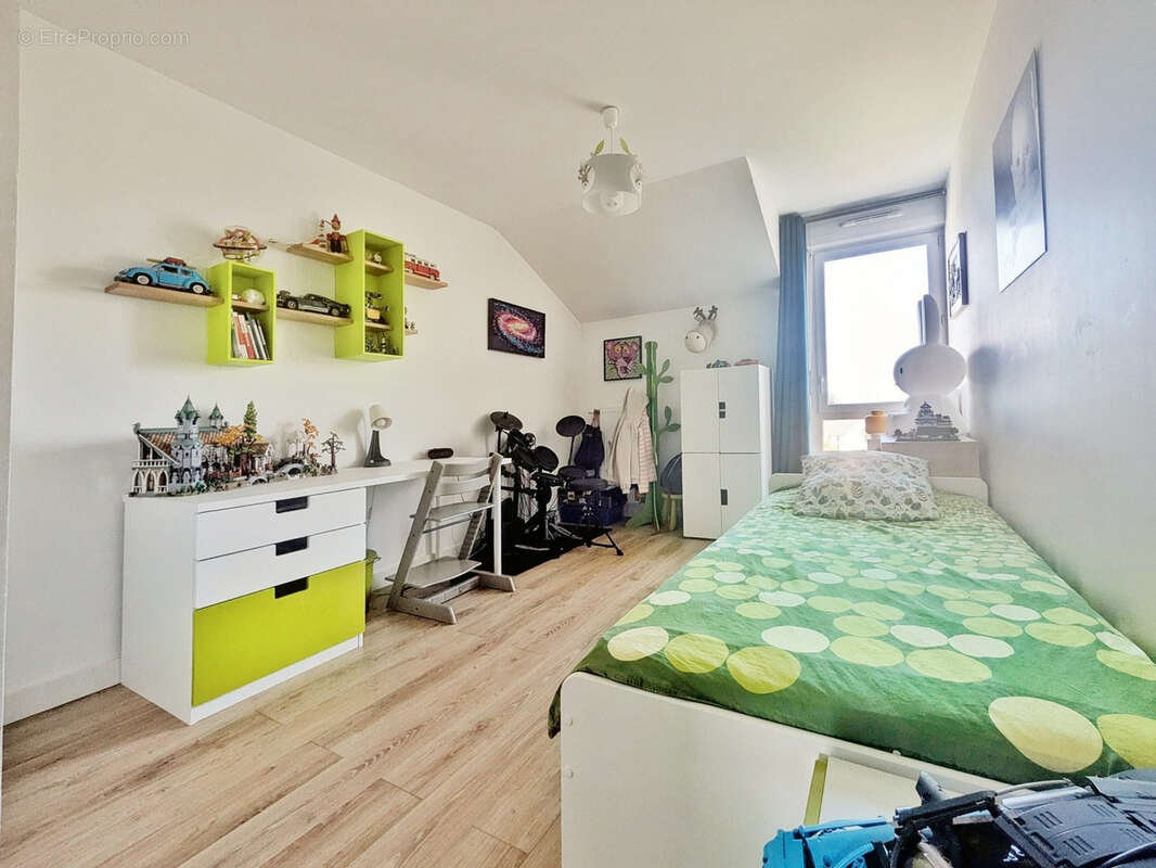 Appartement à MAGNY-LES-HAMEAUX