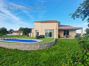 Maison à SAINT-SAVINIEN