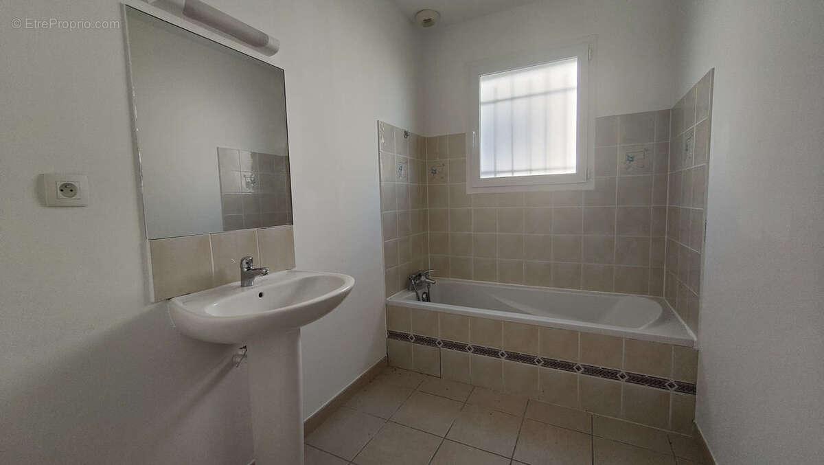 Maison à SAINT-SERNIN