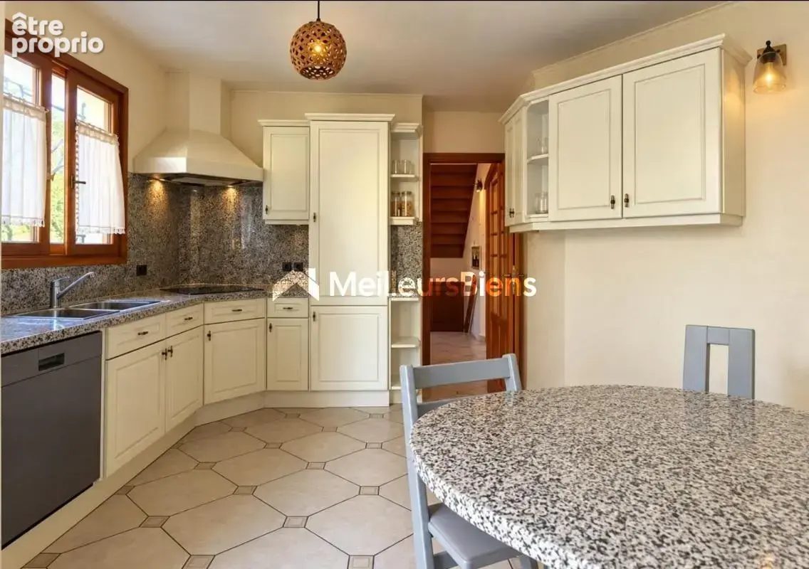 belle maison à Ornex - photo 8