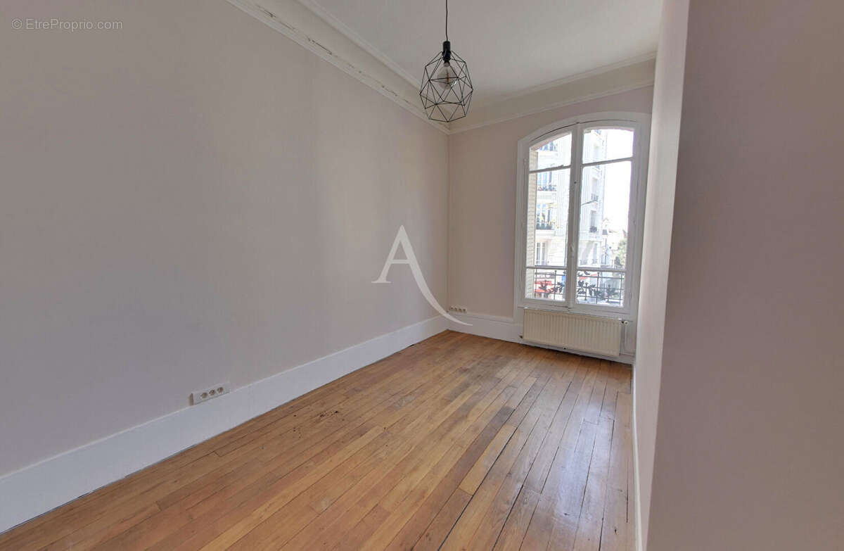 Appartement à NOGENT-SUR-MARNE