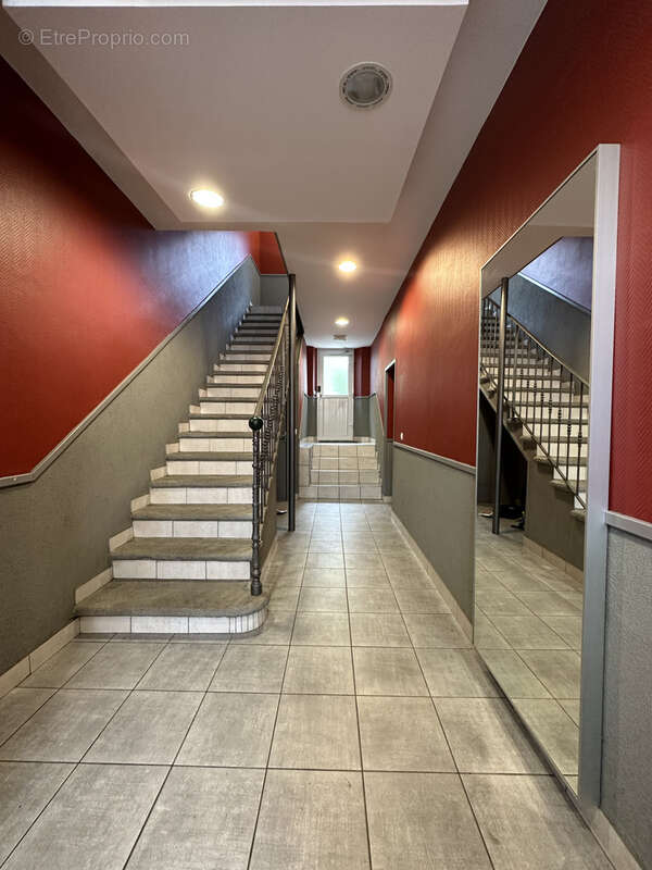 Maison à SAINT-ETIENNE-DE-CUINES