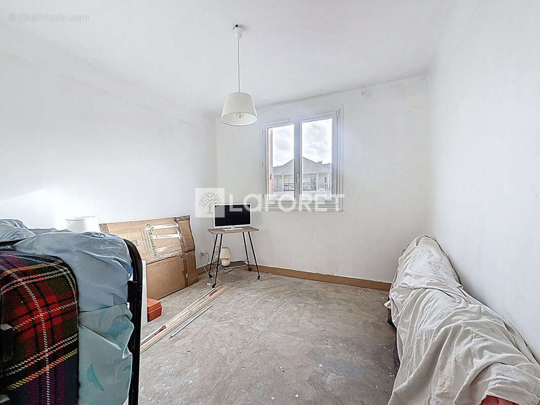 Appartement à LE PLESSIS-ROBINSON