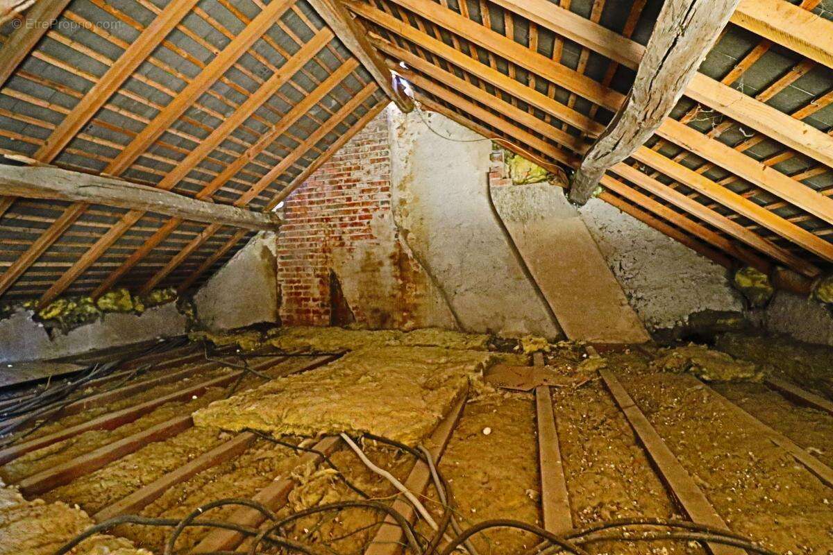 Maison à SAINT-SATUR