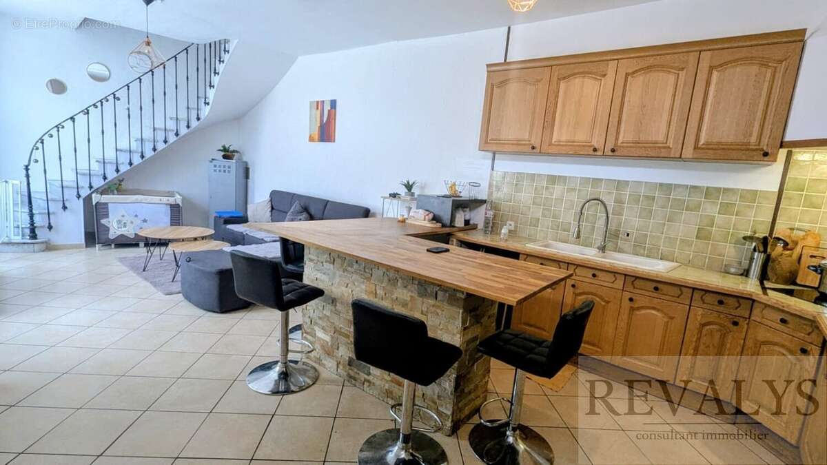 Alpes maritimes (06) coaraze a vendre maison individuelle 3 pieces + 2 caves - photo 3