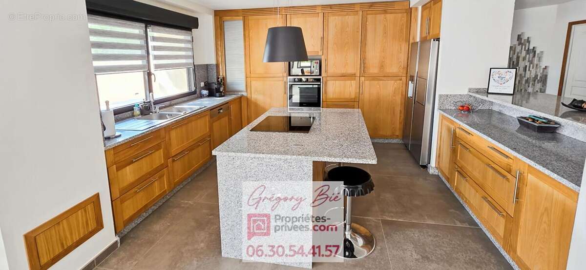 Maison à COULOMMIERS