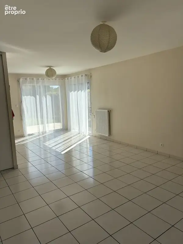 Sur les hauteurs d'antoigne beau plain pied de 87 m2 - photo 2