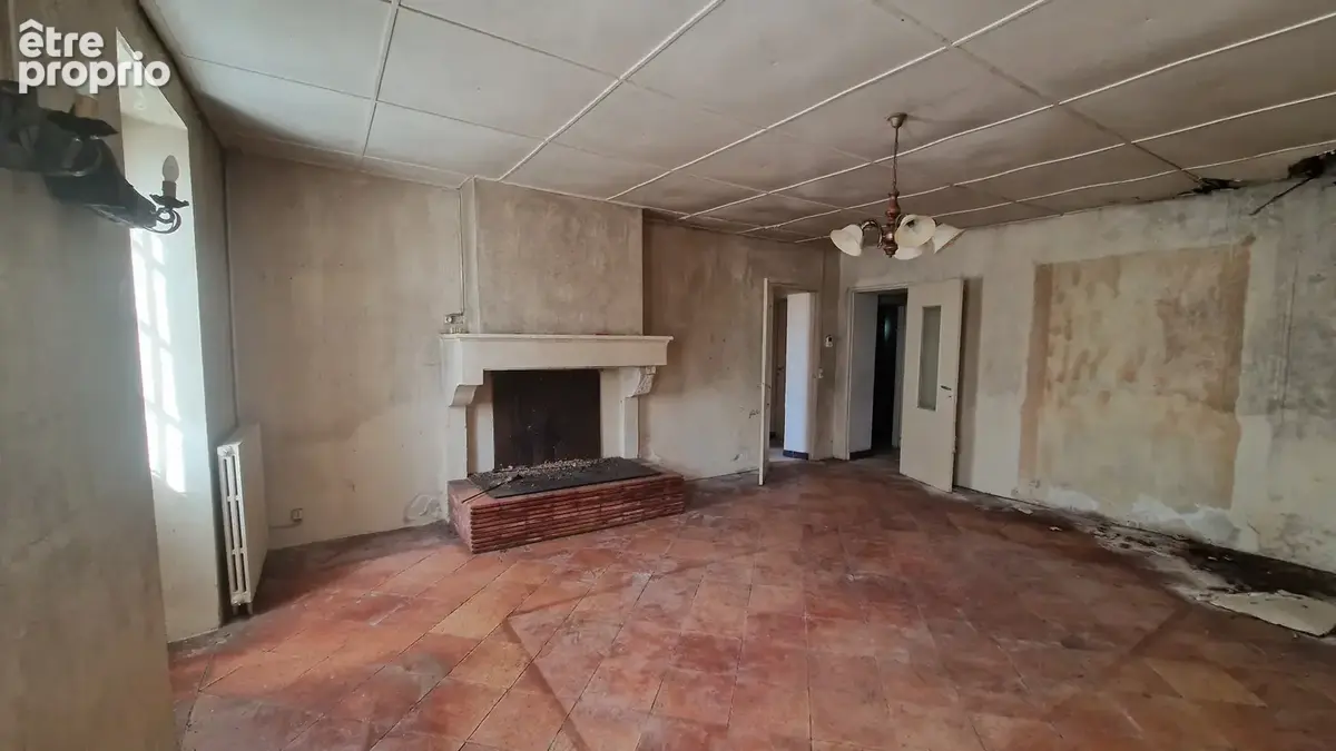 À 7 min de sauveterre de guyenne - maison en pierre à rénover - photo 5