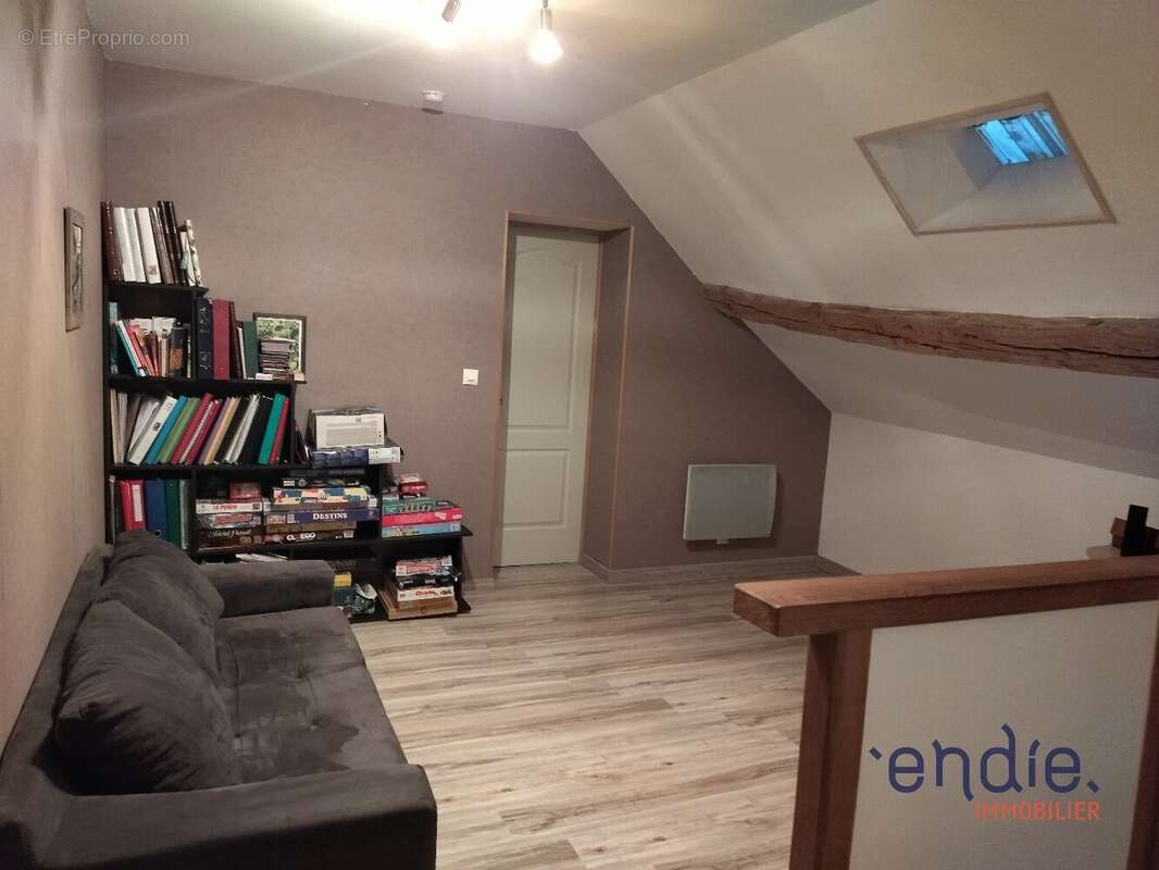 Maison à SAINT-SULPICE