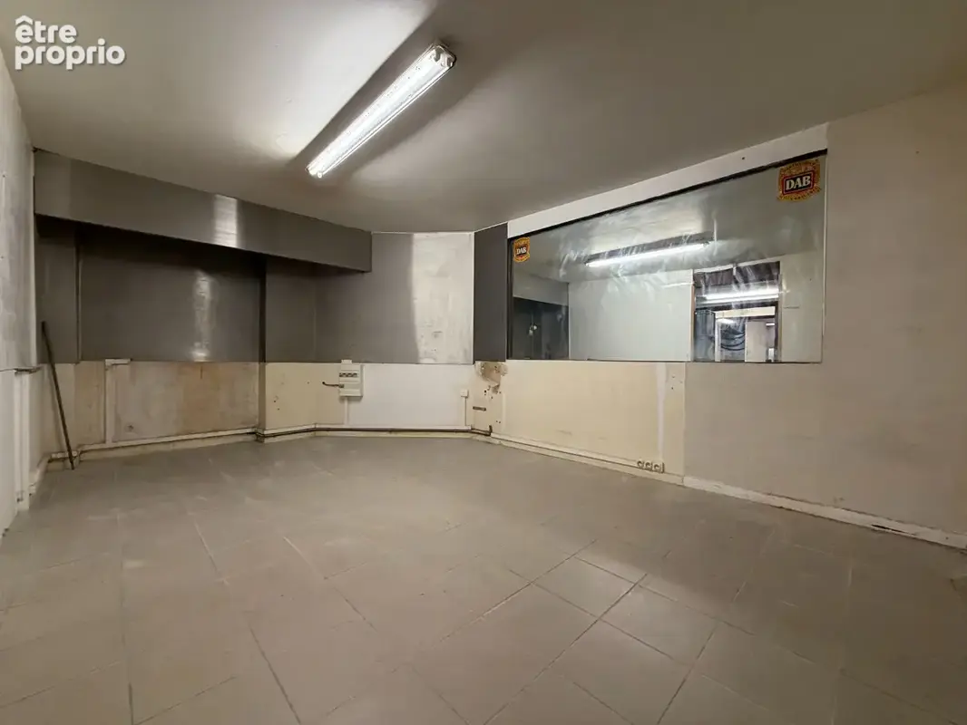 Immeuble situé sur l'axe Le Neubourg- Evreux - photo 13