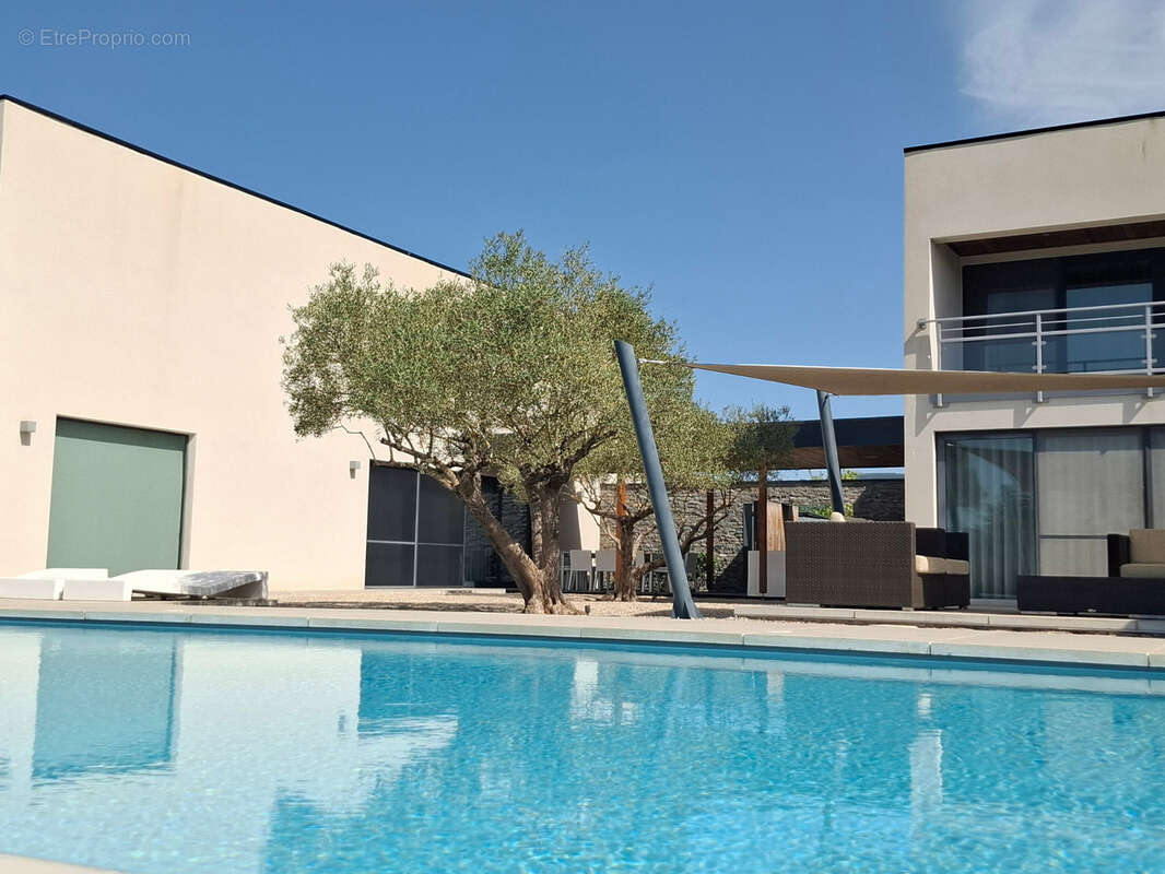 Maison à RUOMS