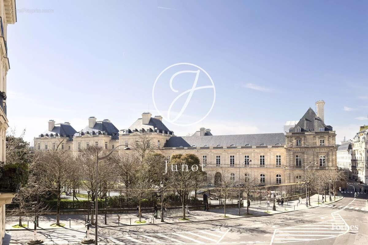 Appartement à PARIS-6E