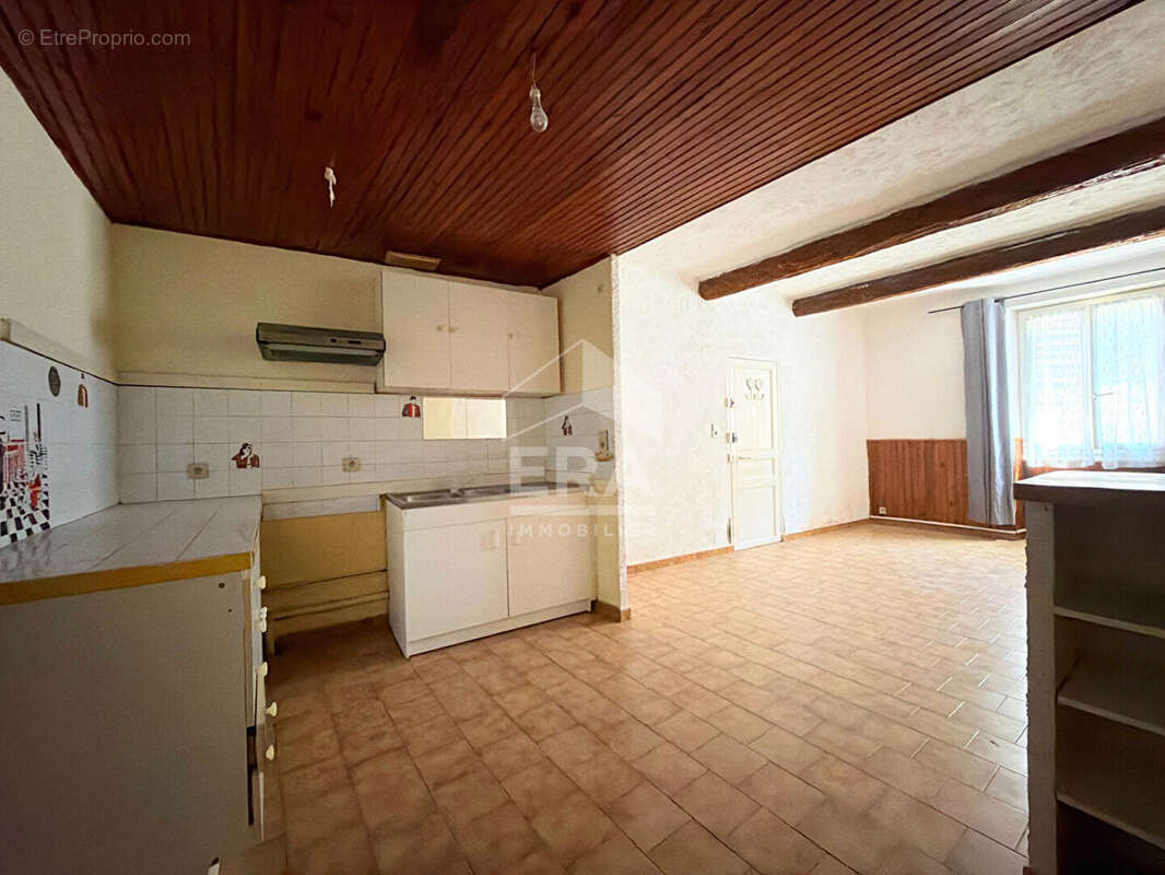 Maison de ville 90m² à le puy-sainte-réparade - photo 2