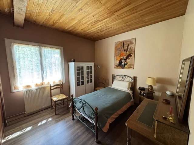 Maison avec vue  sur 1390 m² de terrain. - photo 5