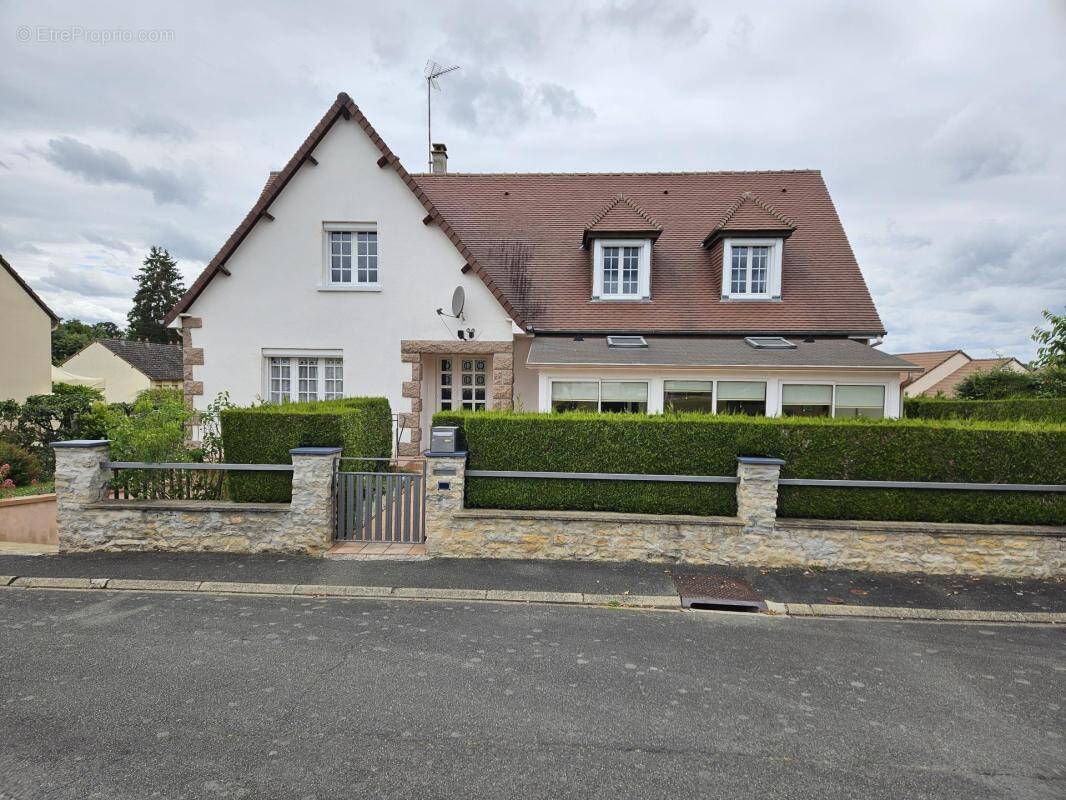 Maison à SAINT-GERMAIN-DU-CORBEIS