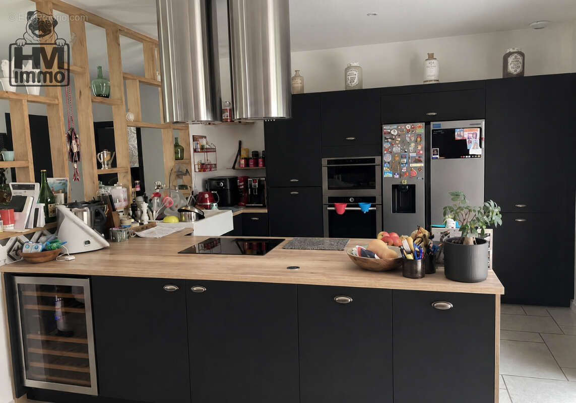 Maison 228 m² à Thouron  - photo 5