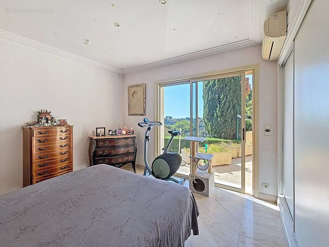 Maison à CAGNES-SUR-MER