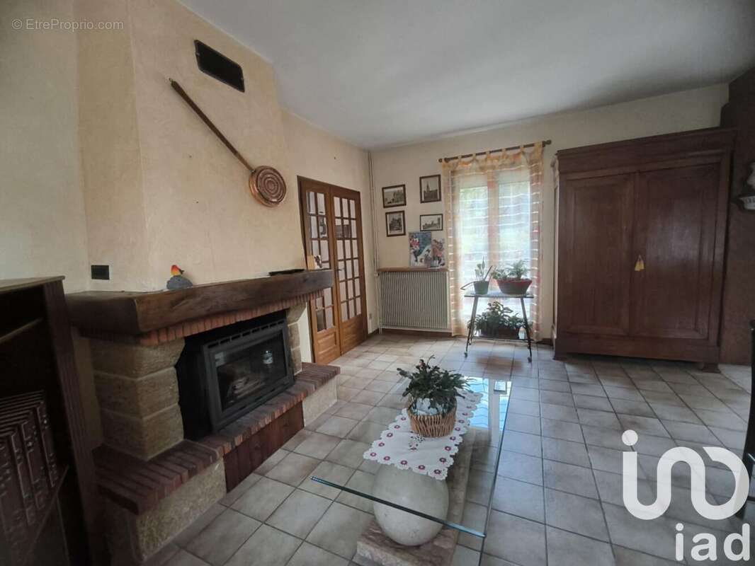 Photo 3 - Maison à ERCUIS