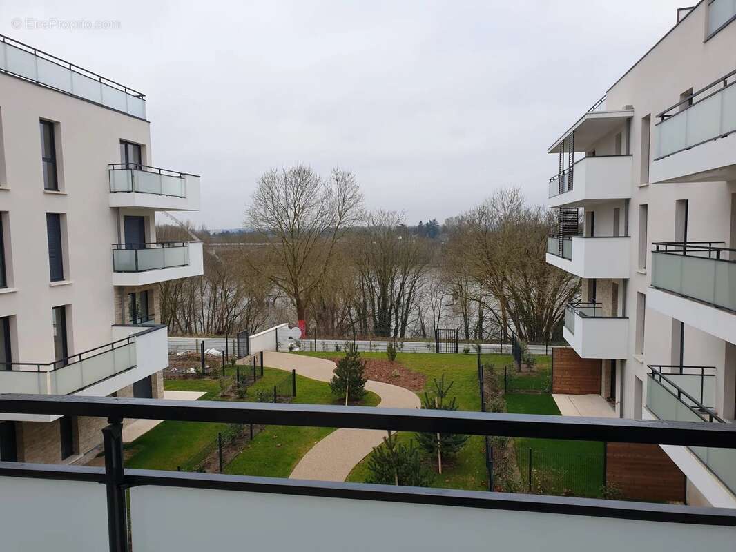 Appartement à SAINT-JEAN-DE-LA-RUELLE
