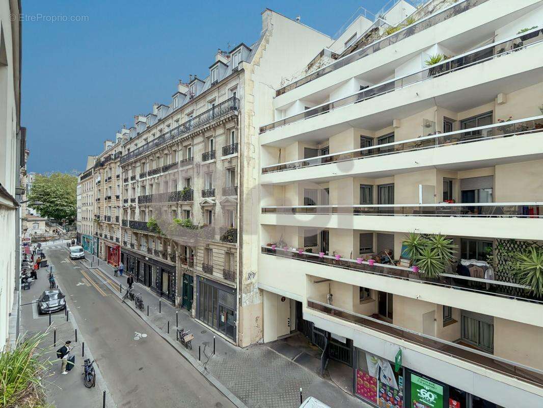 Appartement à PARIS-10E