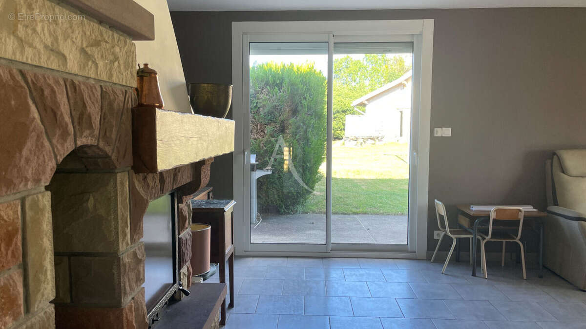 Maison  6 pièce(s) 141 m2 - photo 4