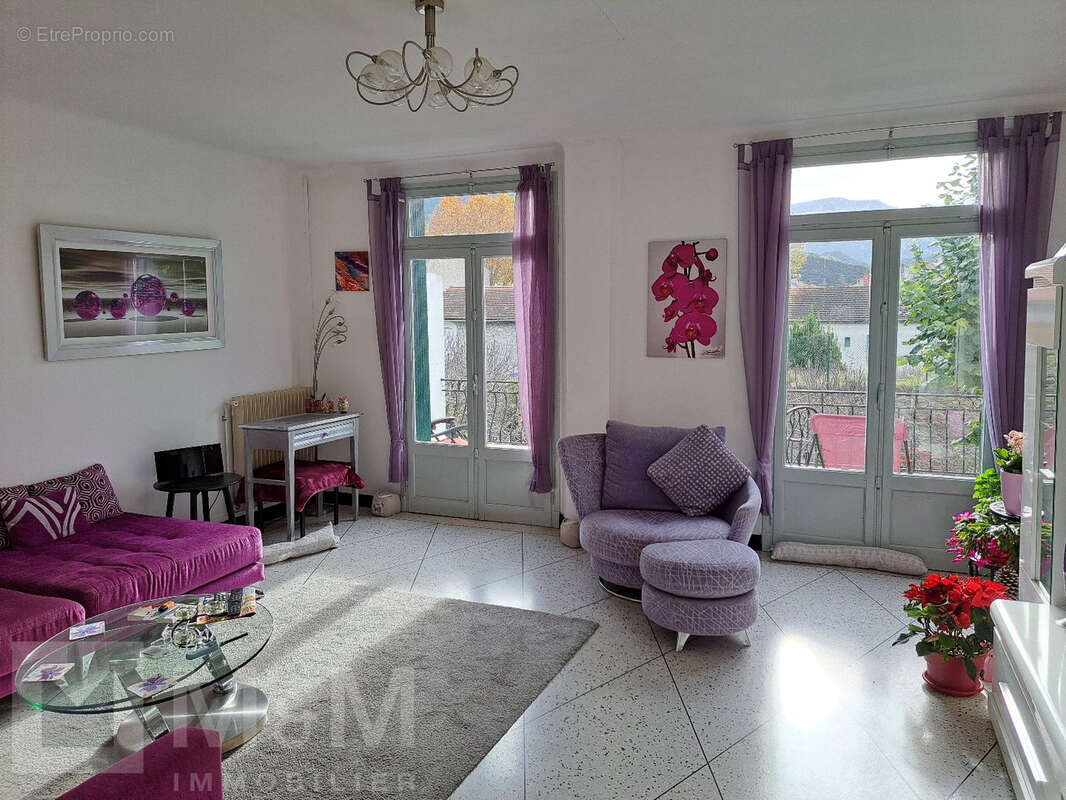 Maison à QUILLAN