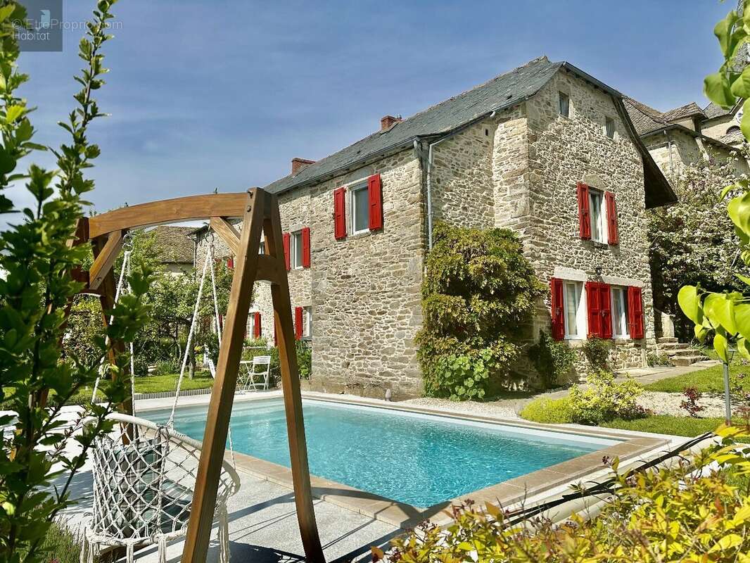 Maison à SAUVETERRE-DE-ROUERGUE