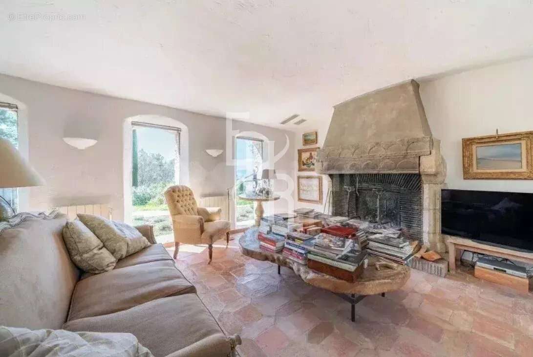 Maison à MOUGINS