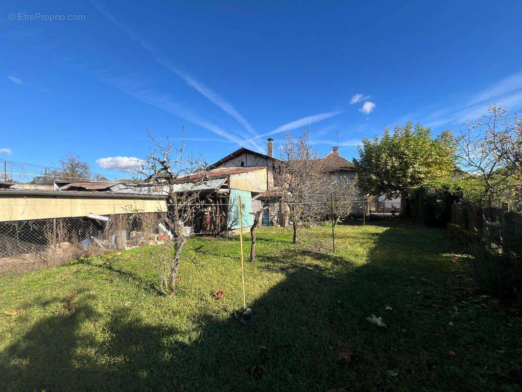 Maison à LES AVENIERES